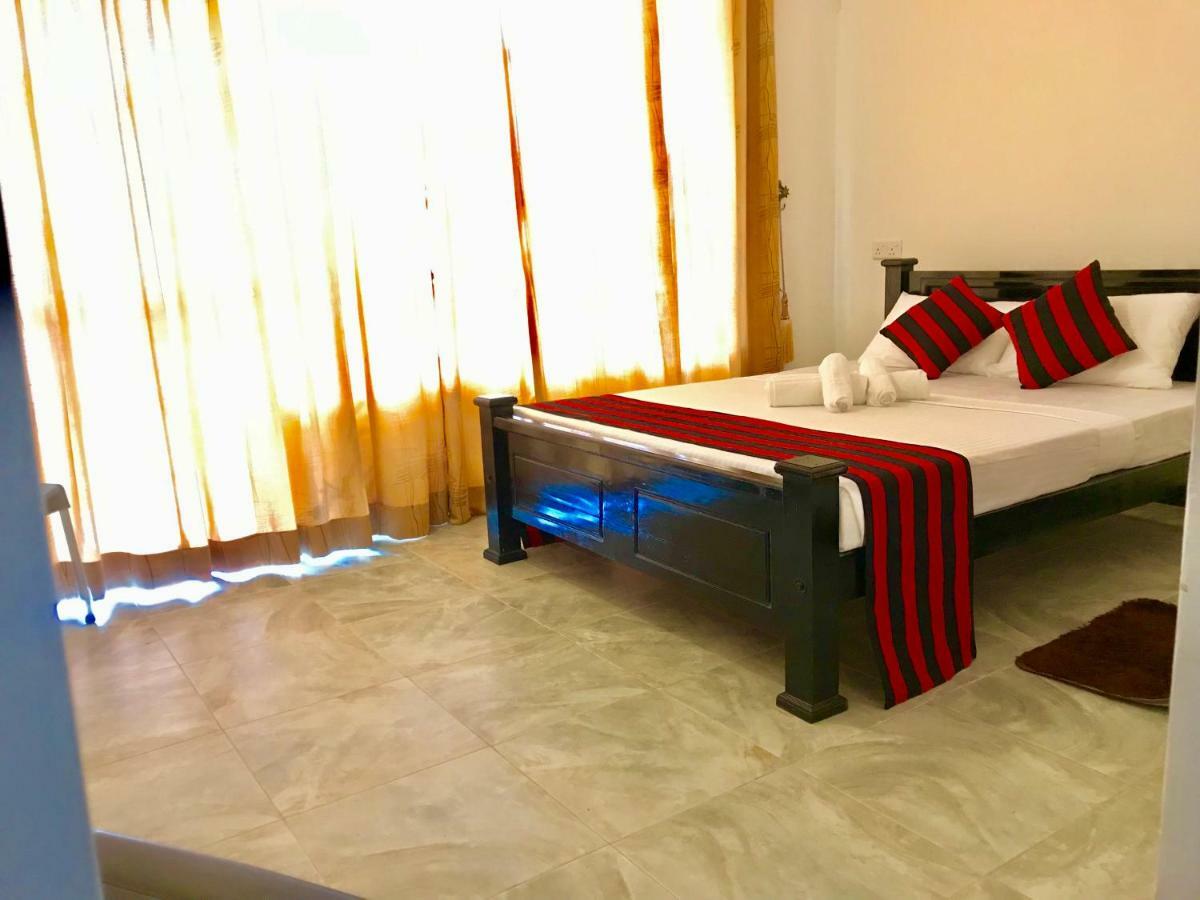 Shades Ella Hotel Екстериор снимка
