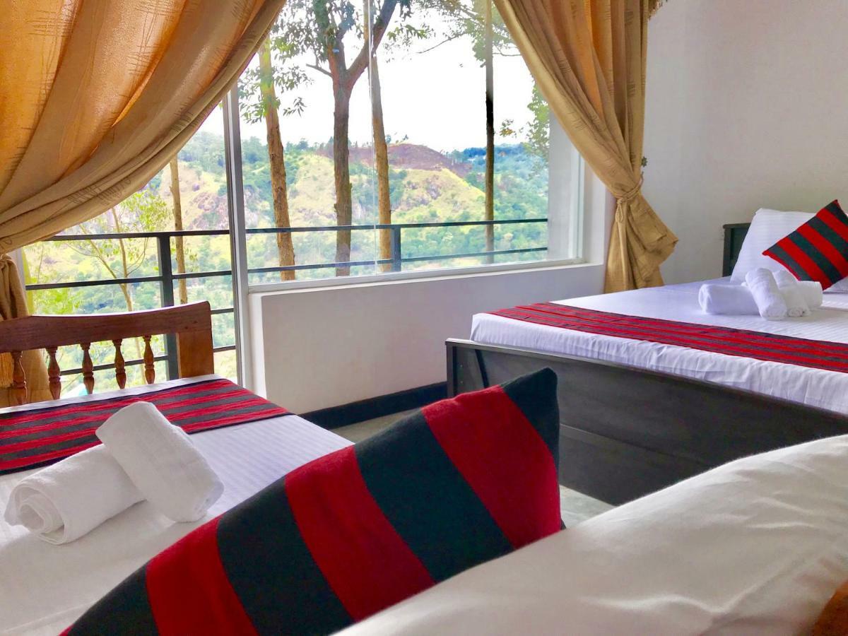 Shades Ella Hotel Екстериор снимка