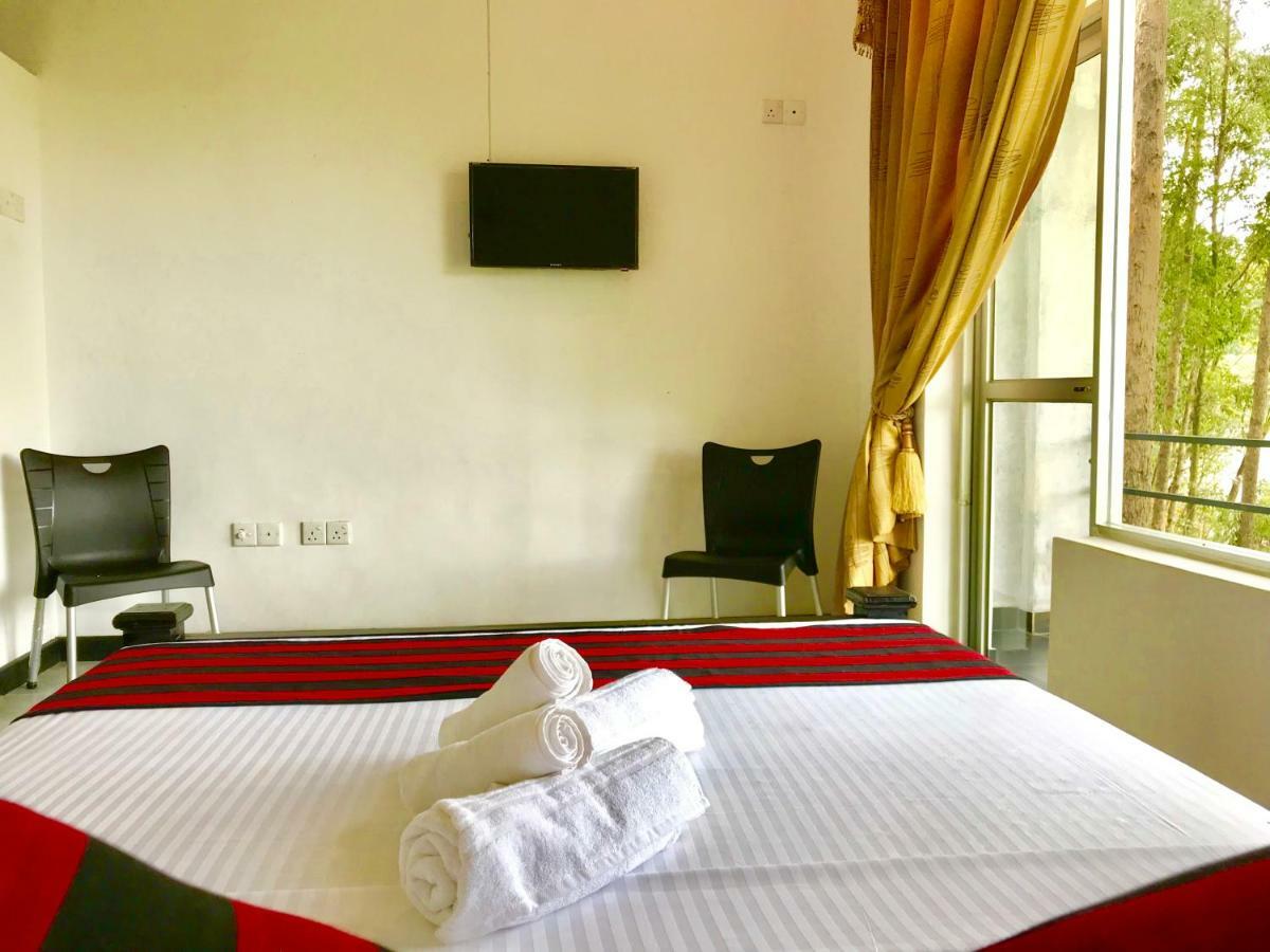 Shades Ella Hotel Екстериор снимка